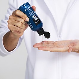 Men Exfoliating cleansing gel